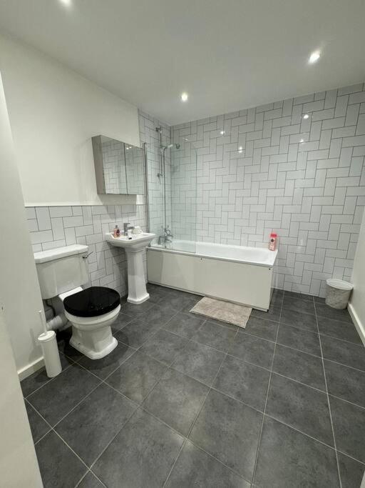 Comfy Flat For 6 In City Center Gs306 Шеффілд Екстер'єр фото